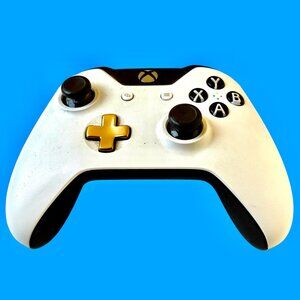Microsoft Xbox One Wireless Controller 1697 White Tested Works